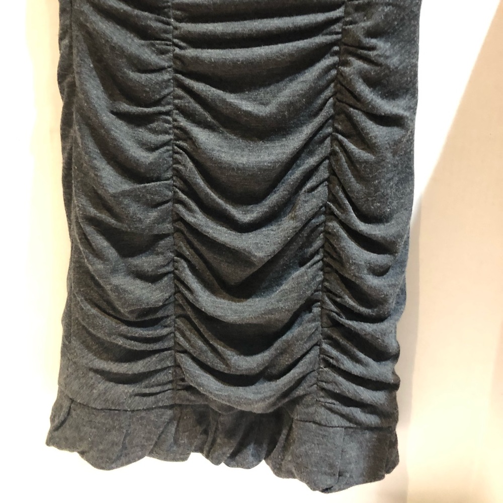 Nanette Lepore gray wool knee length classic skirt